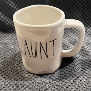Rae Dunn Cream 'AUNT' Mug